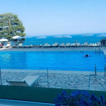 2 Pieces Vue A Fabron Les Constellations Piscine 10mn Promenade Des *